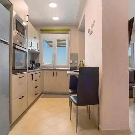 Holiday home Iliovasilema House *